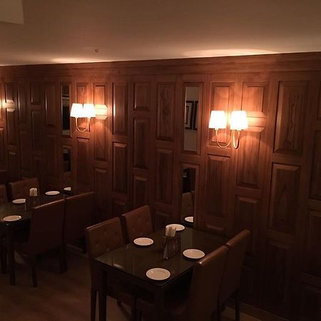 Hotel President دهرادون المظهر الخارجي الصورة