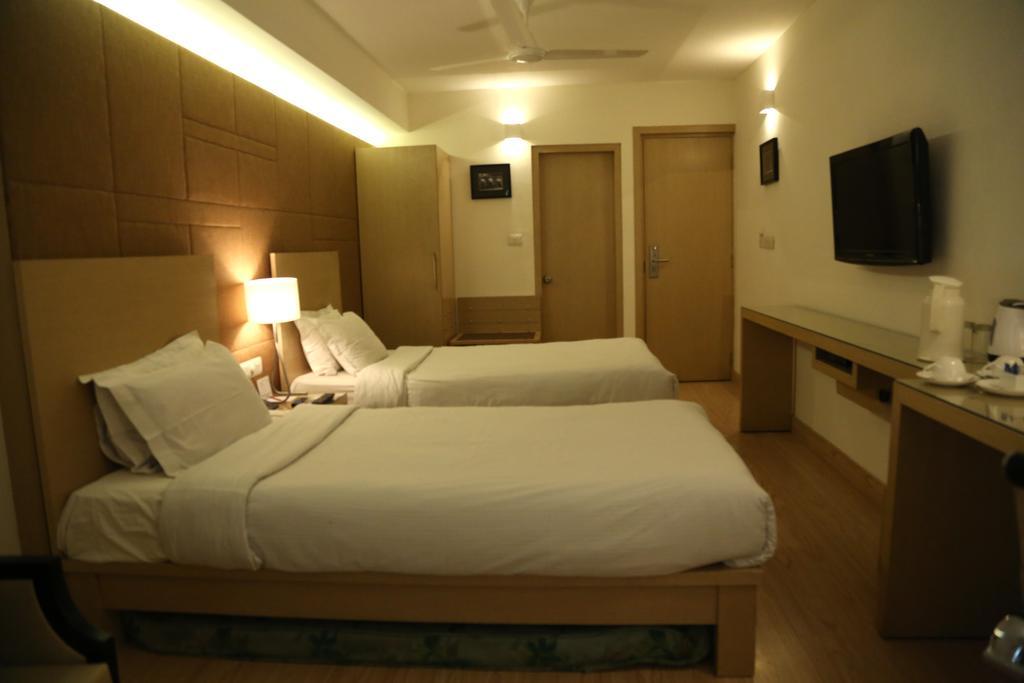 Hotel President دهرادون الغرفة الصورة