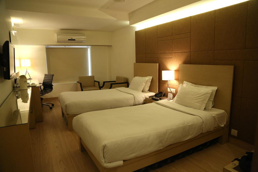 Hotel President دهرادون الغرفة الصورة